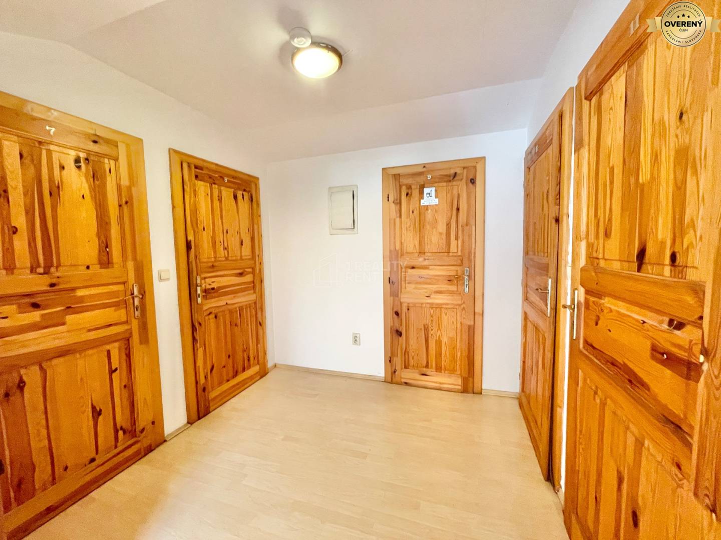 Sale Hotels and pensions, Hotels and pensions, 1.Mája, Kysucké Nové Me