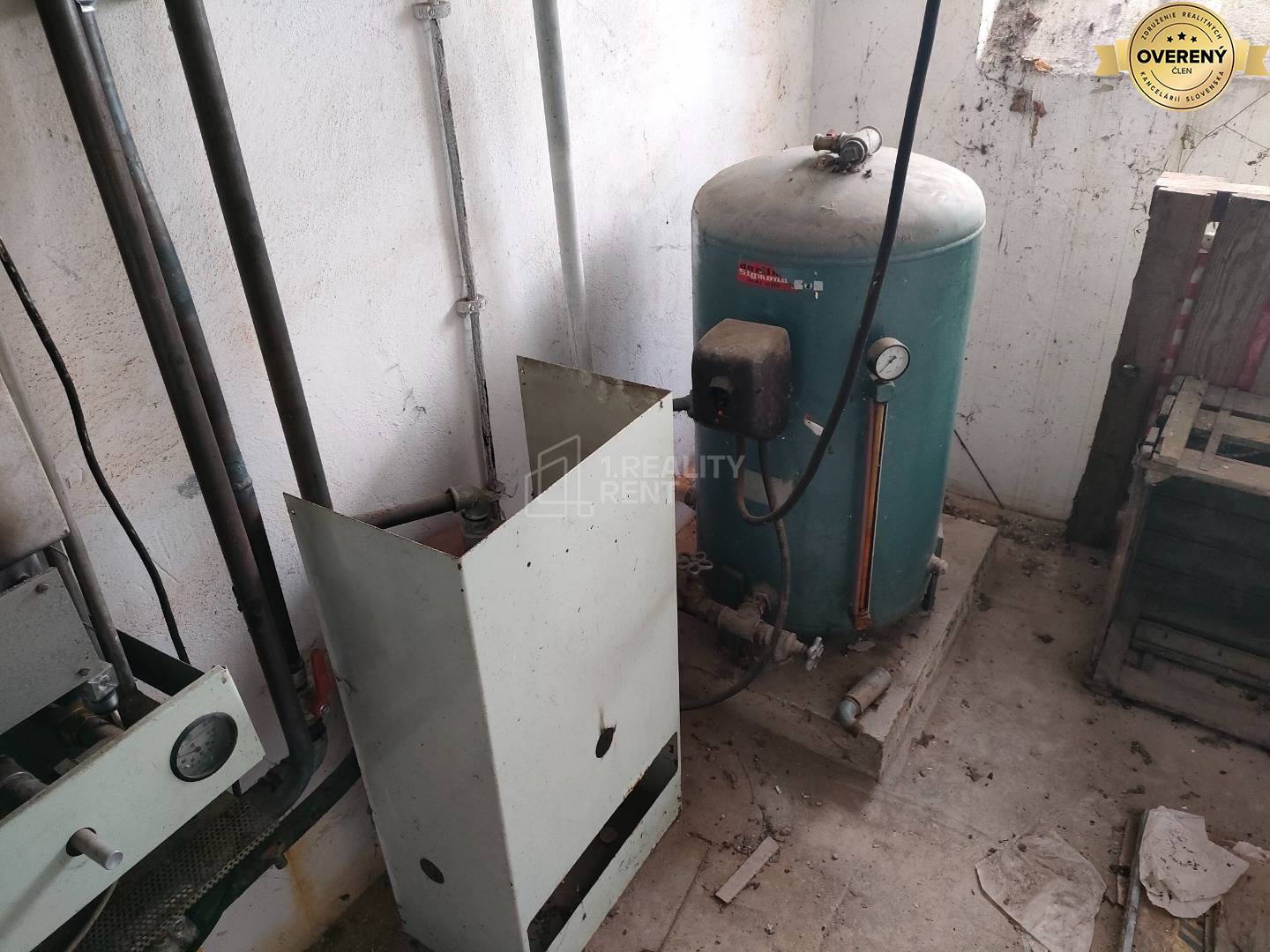 Sale Building, Building, Hlavná, Bytča, Slovakia