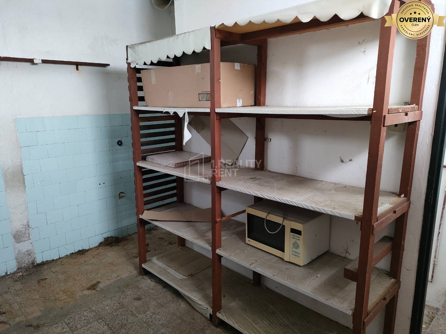 Sale Building, Building, Hlavná, Bytča, Slovakia