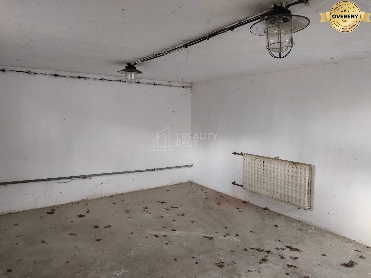 Sale Building, Building, Hlavná, Bytča, Slovakia