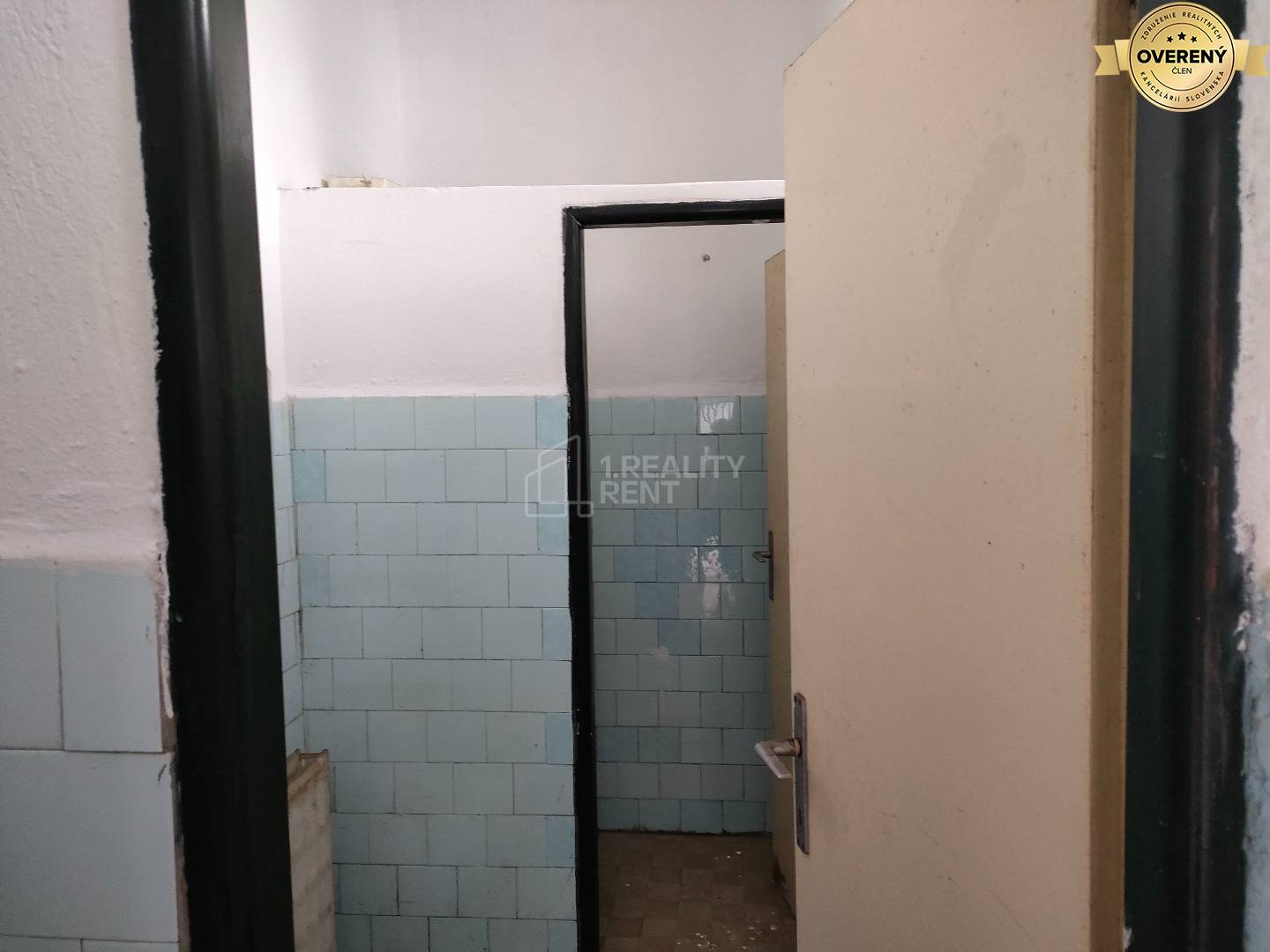 Sale Building, Building, Hlavná, Bytča, Slovakia