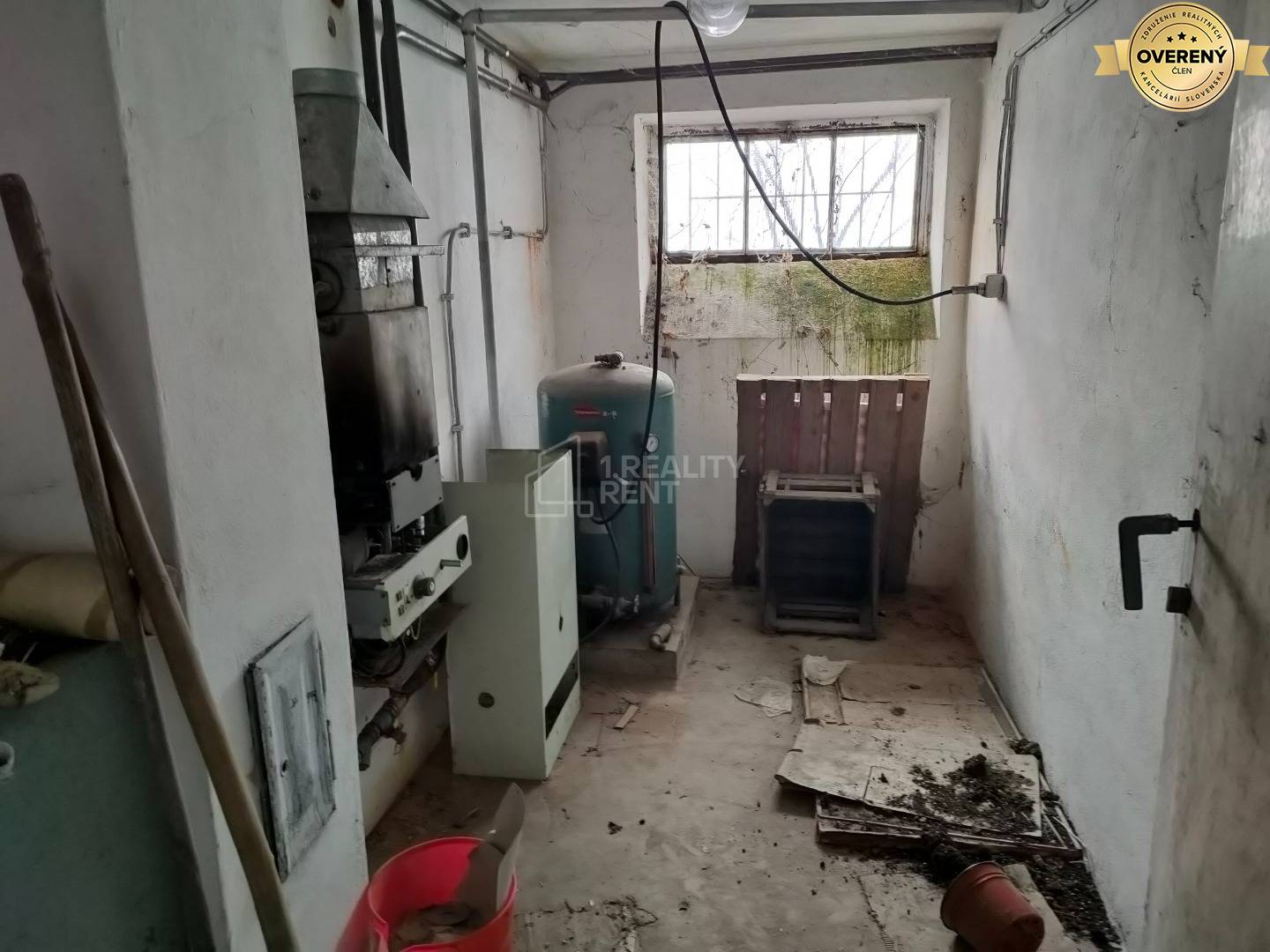 Sale Building, Building, Hlavná, Bytča, Slovakia