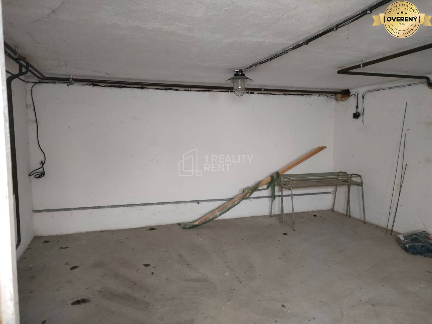 Sale Building, Building, Hlavná, Bytča, Slovakia