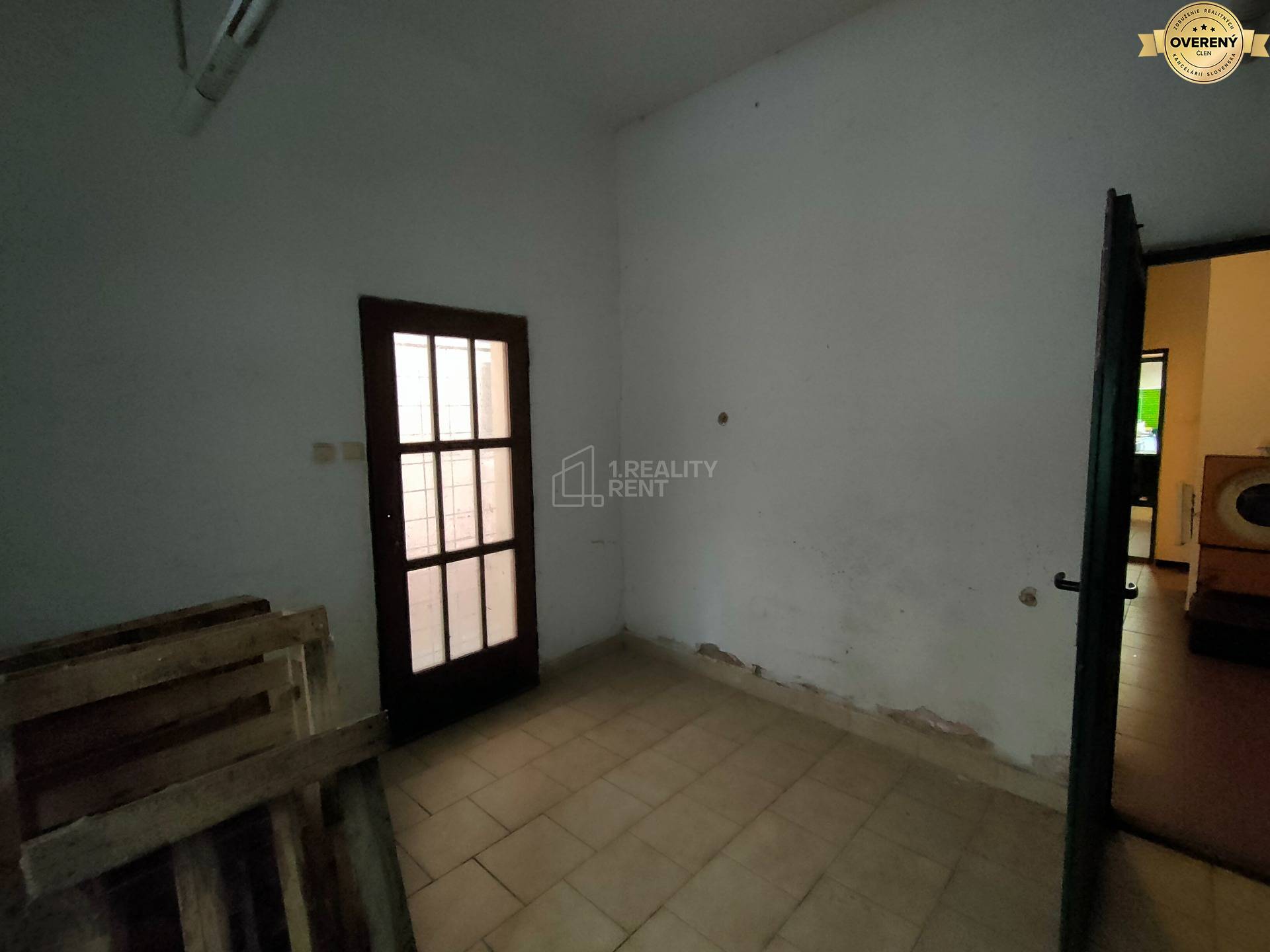 Sale Building, Building, Bytča, Slovakia