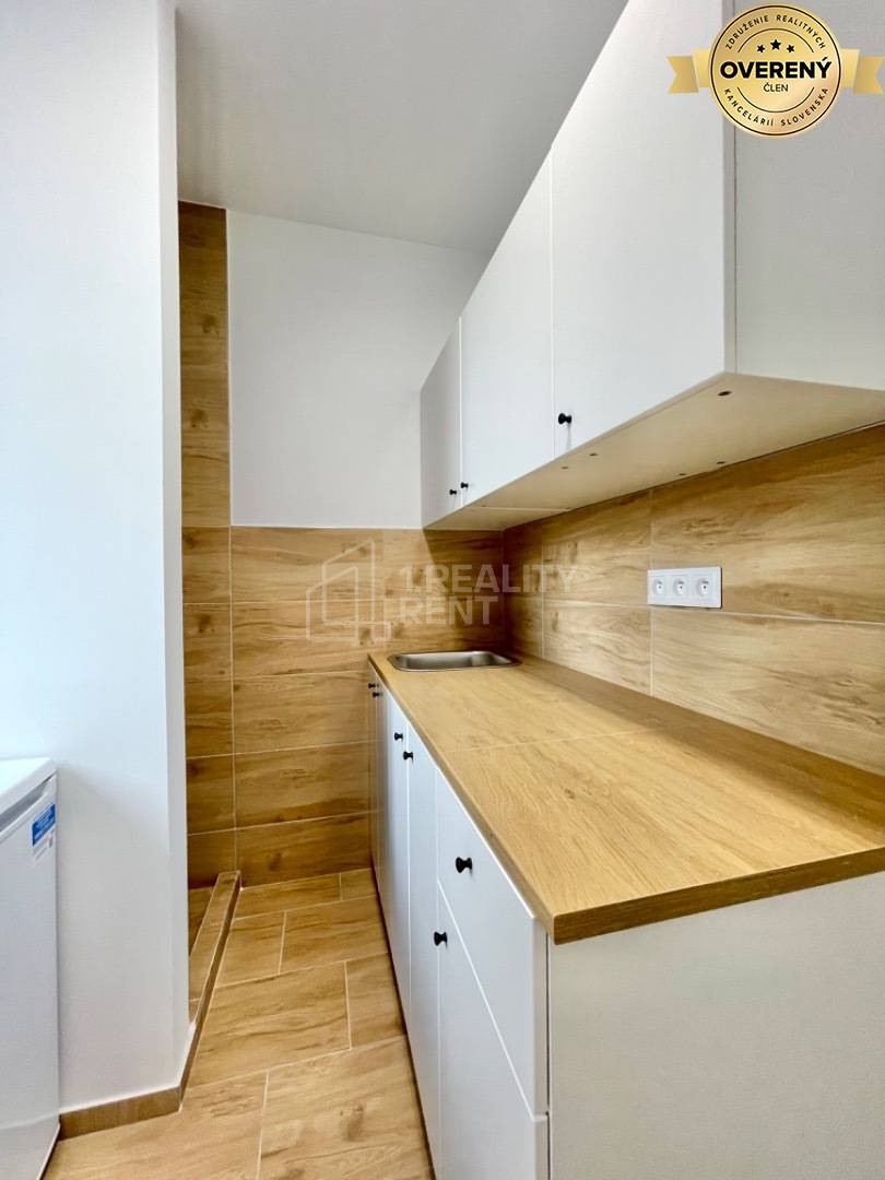 Sale Building, Building, Jozefa Vuruma, Žilina, Slovakia