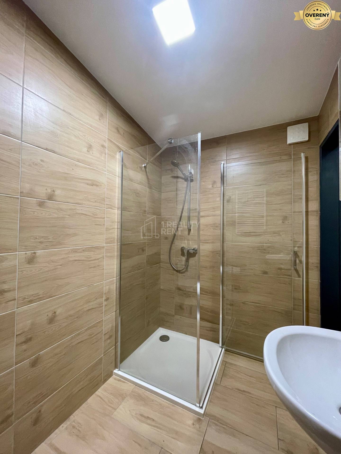 Sale Building, Building, Jozefa Vuruma, Žilina, Slovakia