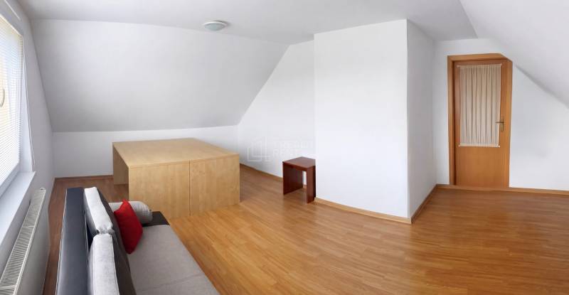 Offices, Veľká Okružná, Rent, Žilina, Slovakia