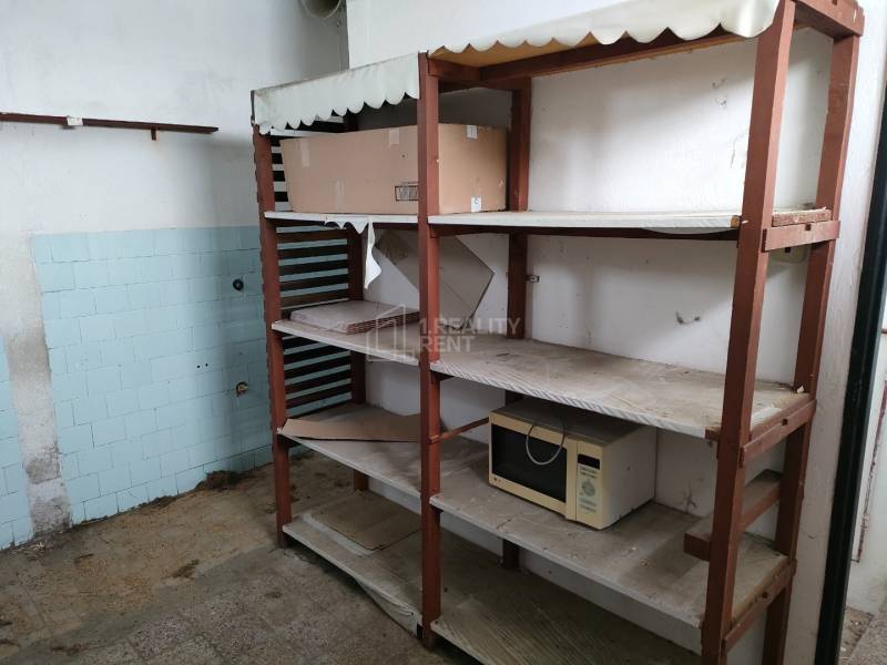 Sale Building, Building, Hlavná, Bytča, Slovakia