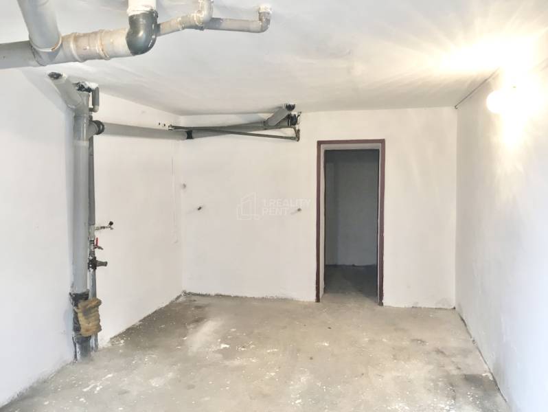 Garage, Rent, Žilina, Slovakia