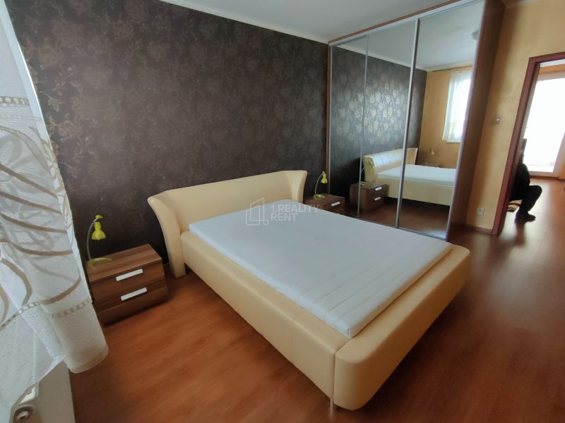 Rent Two bedroom apartment, Two bedroom apartment, Alexandra Rudnaya, 