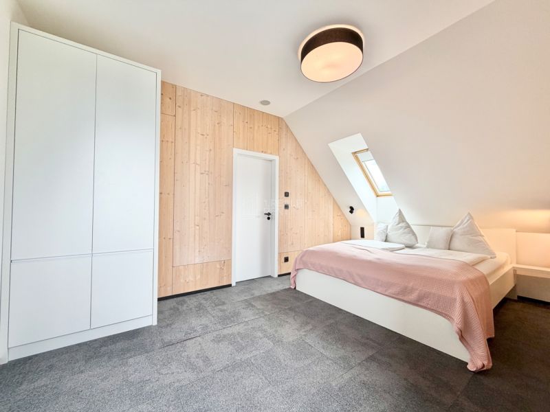 Luxurious Duplex with Private Hot Tub in Demänová Village