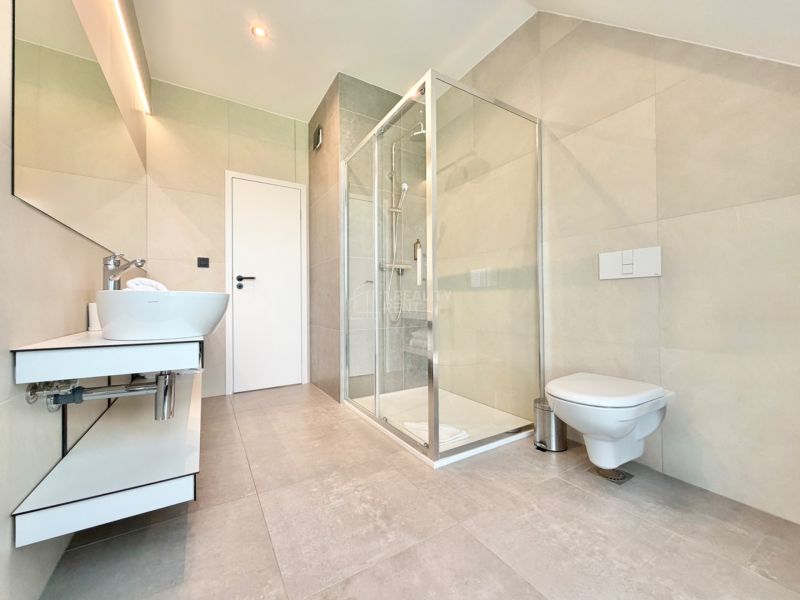 Luxurious Duplex with Private Hot Tub in Demänová Village