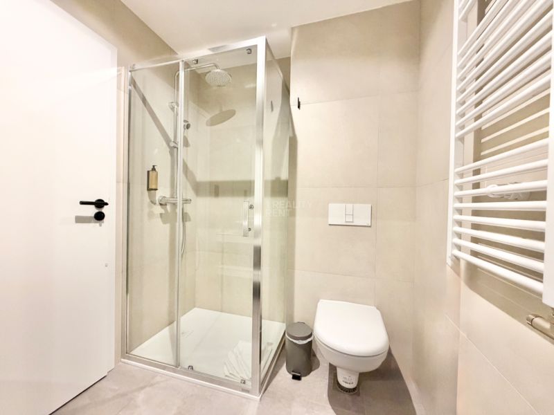 Luxurious Duplex with Private Hot Tub in Demänová Village