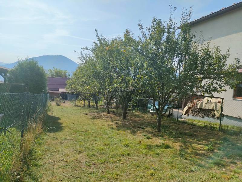 Sale Gardens, Gardens, Kysucké Nové Mesto, Slovakia