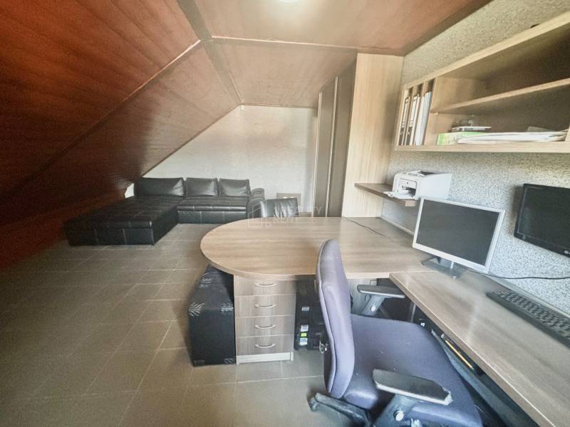 Sale Storehouses and Workshops, Storehouses and Workshops, Čadečka, Ča