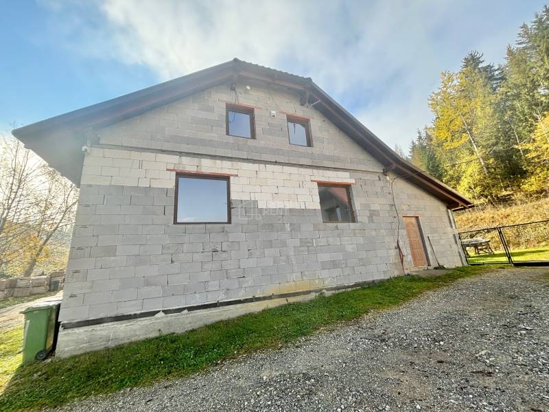 Sale Storehouses and Workshops, Storehouses and Workshops, Čadečka, Ča