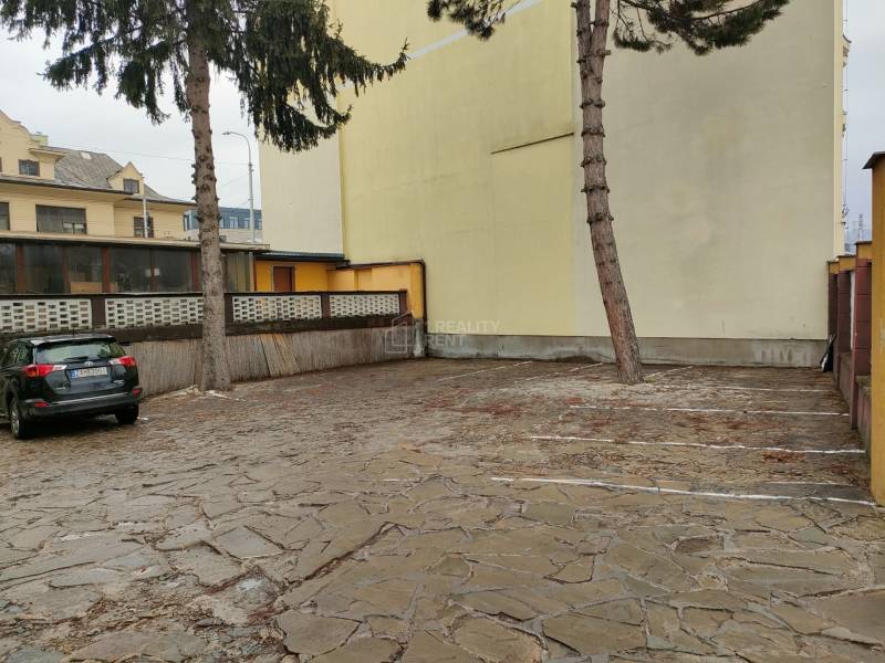 Rent Garage, Garage, Sad SNP, Žilina, Slovakia
