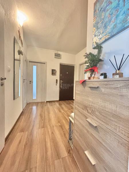 Sale Three bedroom apartment, Three bedroom apartment, Hurbanova, Čadc