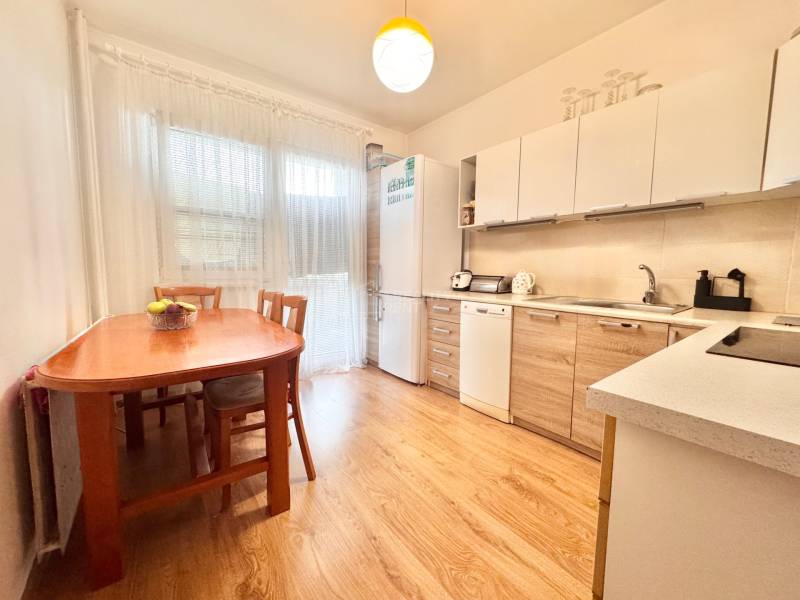 Spacious 5-Room Apartment in Žilina's Solinky Area