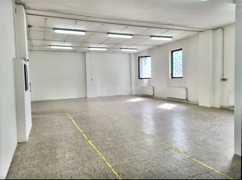 Spacious Warehouse with Offices for Rent in Žilina