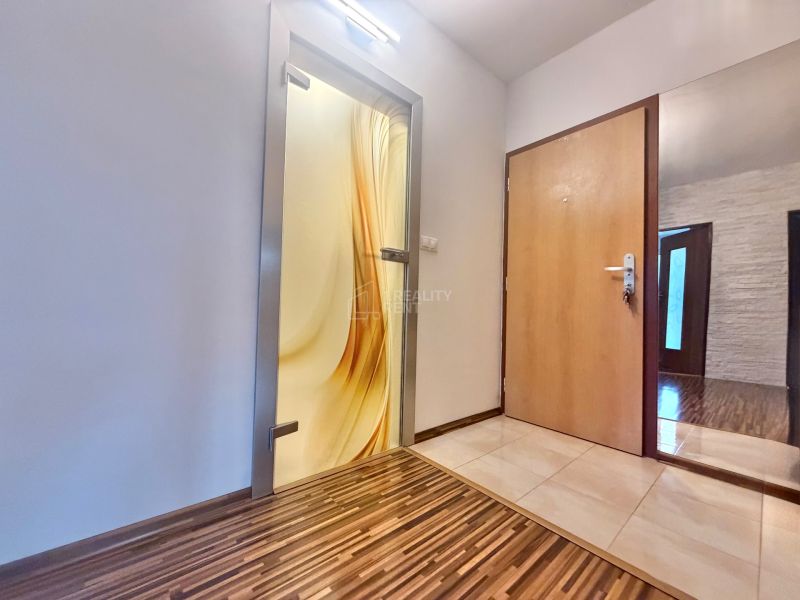 Sale Three bedroom apartment, Three bedroom apartment, A. Bernoláka 25