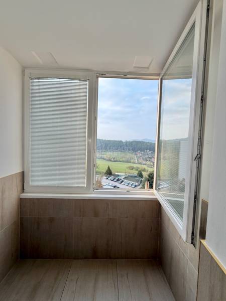 Cozy Two-Room Apartment with Scenic Views in Žilina
