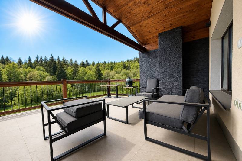 Charming Modern Home with Scenic Views in Svederník