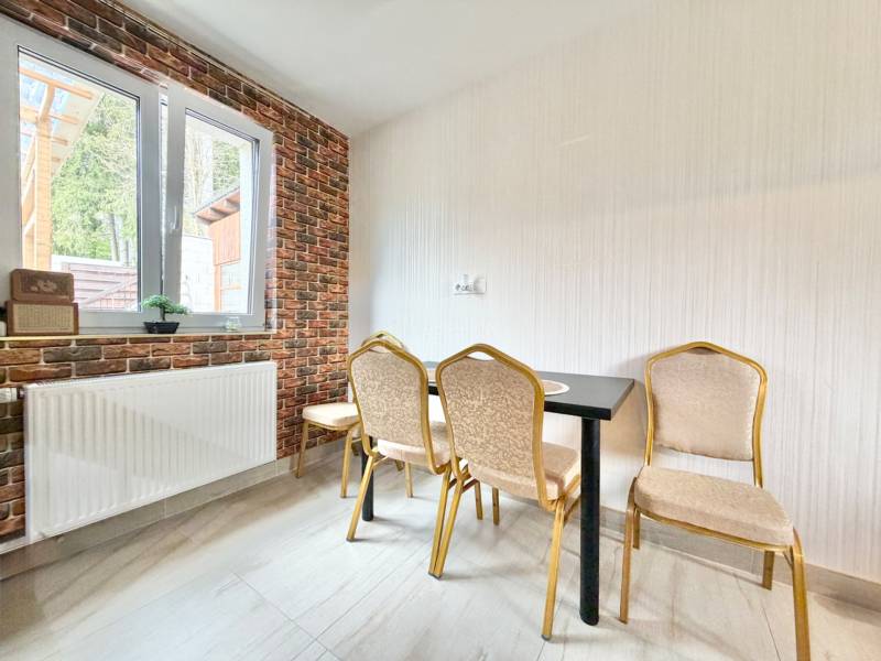 Charming Modern Home with Scenic Views in Svederník