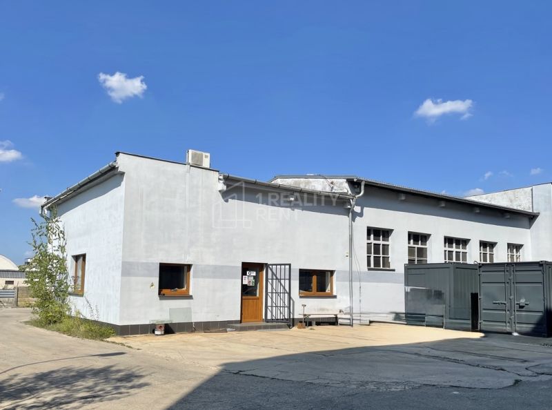 Spacious Industrial Hall for Rent in Žilina's Prime Location