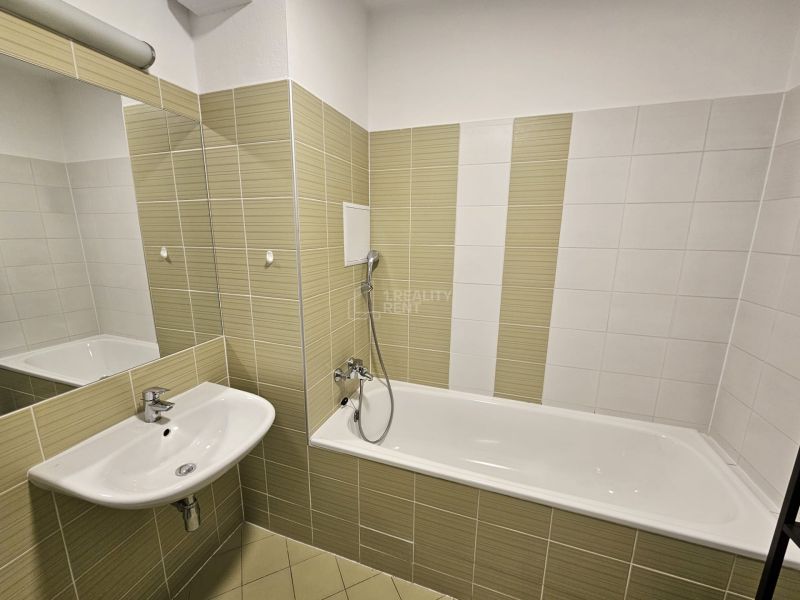 Rent One bedroom apartment, One bedroom apartment, Bulharská, Žilina, 