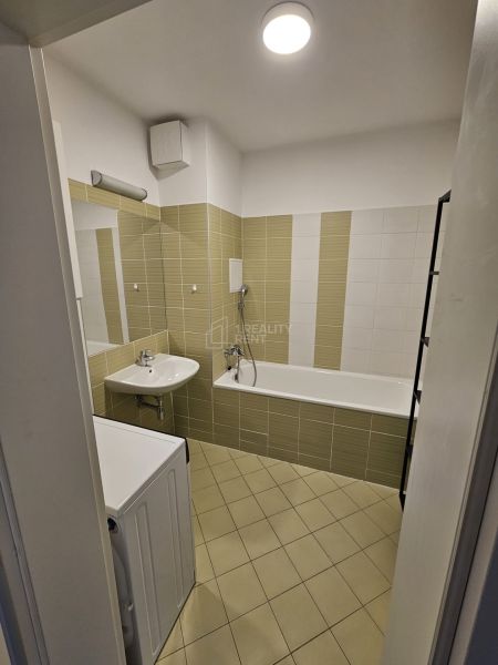 Rent One bedroom apartment, One bedroom apartment, Bulharská, Žilina, 
