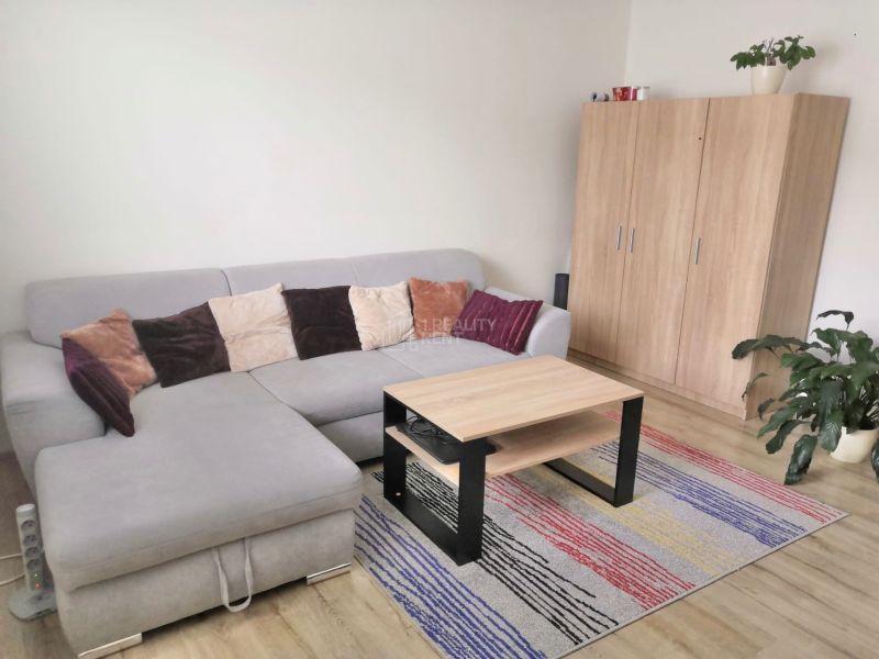 Rent One bedroom apartment, One bedroom apartment, Petzvalova, Žilina,