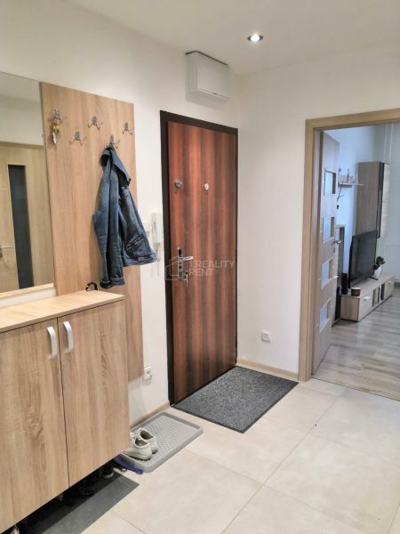 Rent One bedroom apartment, One bedroom apartment, Petzvalova, Žilina,