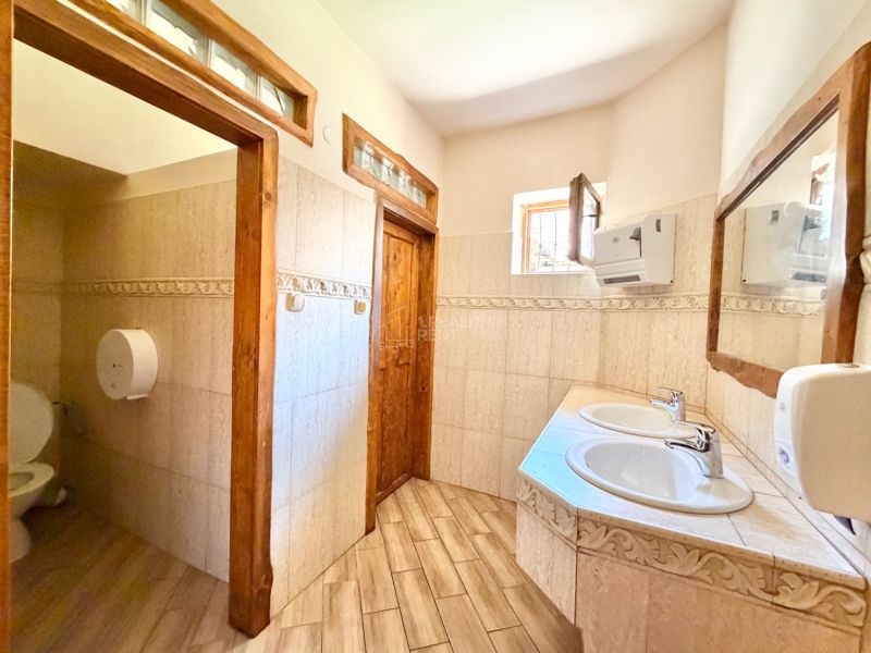 Charming Family House with Garden in Belá-Dulice
