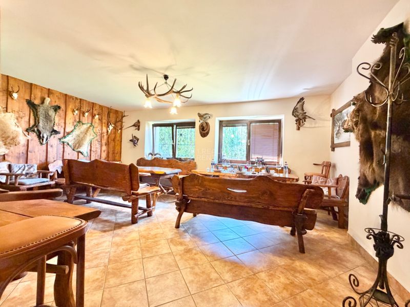 Charming Family House with Garden in Belá-Dulice