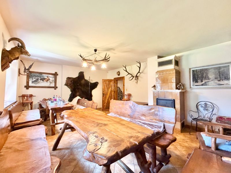Charming Family House with Garden in Belá-Dulice