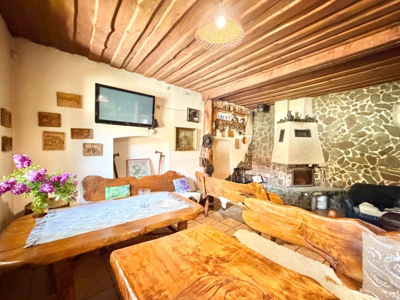 Charming Family House with Garden in Belá-Dulice