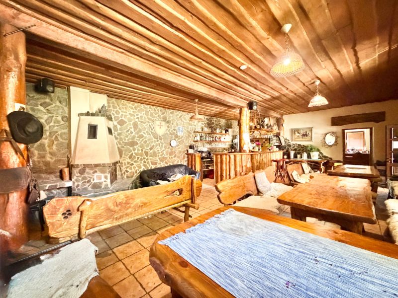 Charming Family House with Garden in Belá-Dulice