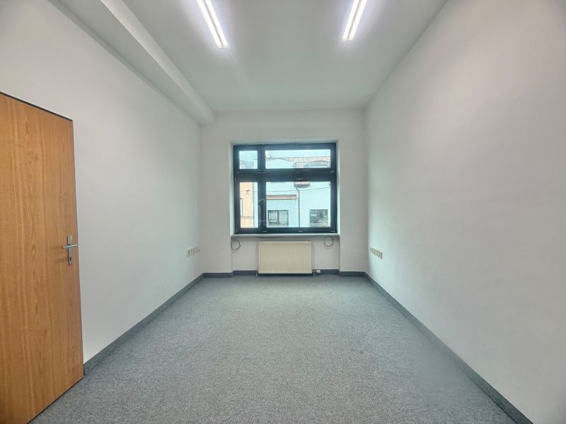 Rent Offices, Offices, Námestie slobody, Čadca, Slovakia