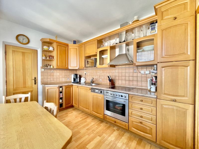 Cozy 3-Room Apartment with Balcony in Žilina Center