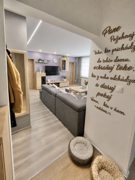 Sale Three bedroom apartment, Three bedroom apartment, Centrum, Čadca,