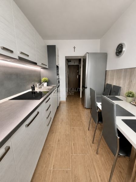 Sale Three bedroom apartment, Three bedroom apartment, Centrum, Čadca,