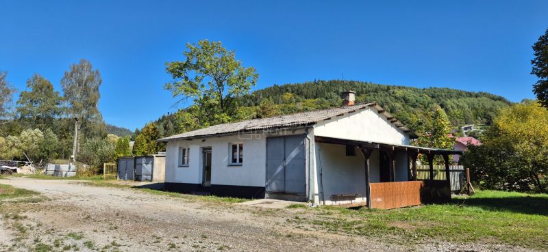 Premises of the cooperative in the village of Nesluša - a unique inves