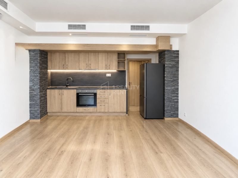 Sale Single studio, Single studio, M.R. Štefánika, Čadca, Slovakia